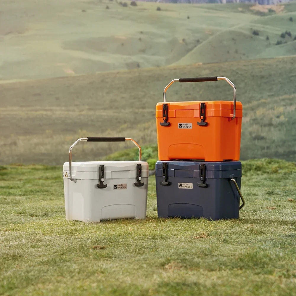 Mobi Garden Wheeled Cooler Box